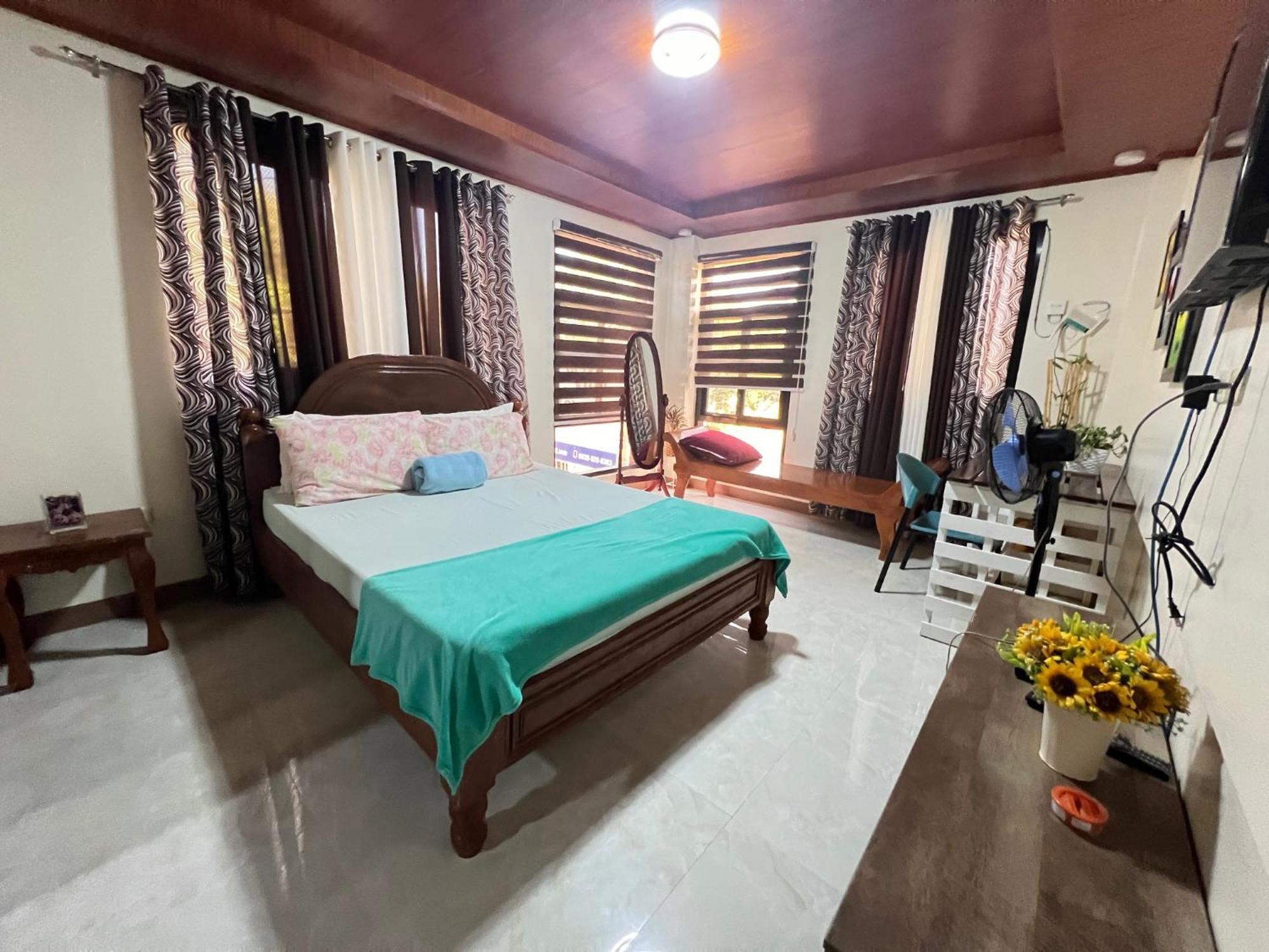 Villa Lourdes Alaminos Exterior foto